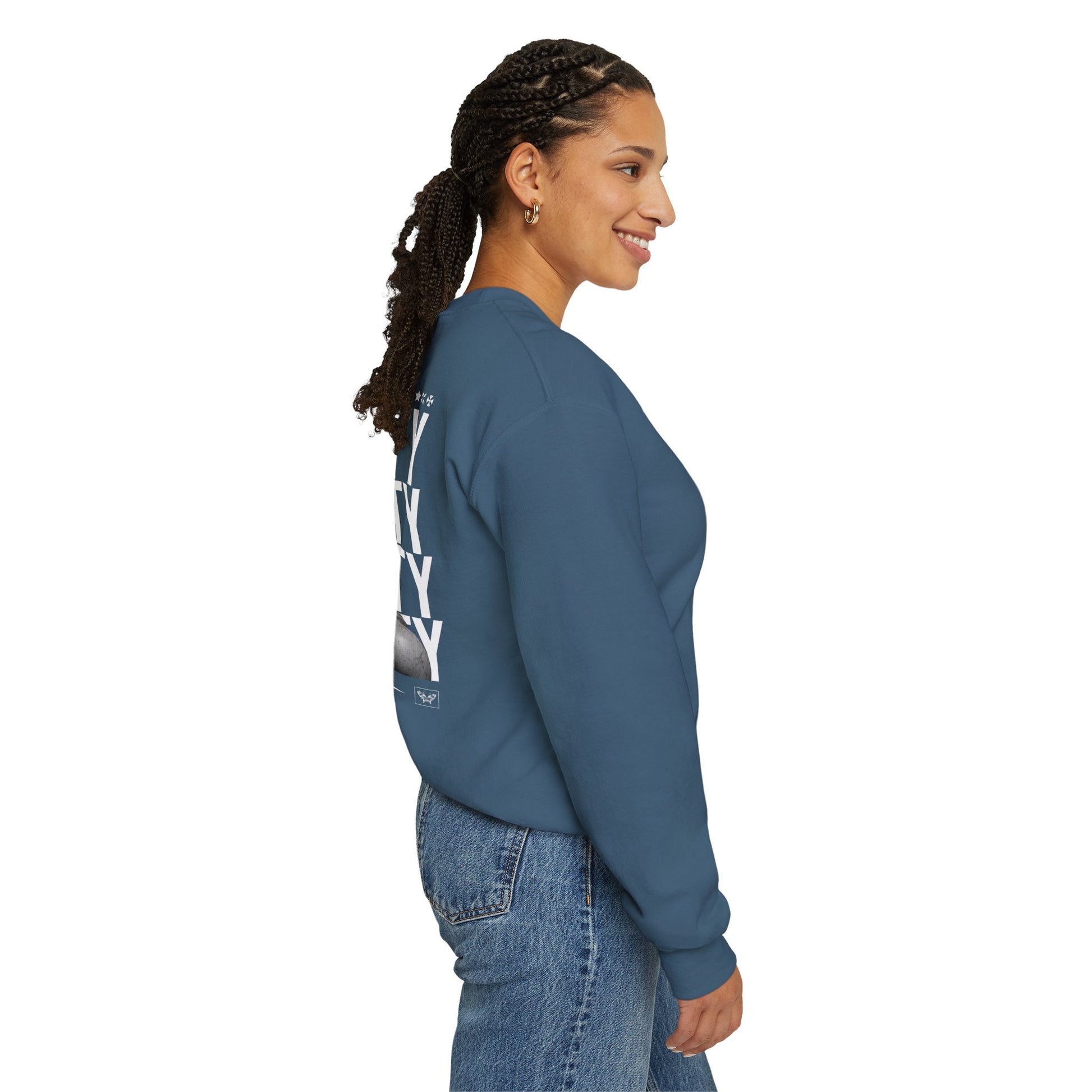 Graphic Crewneck Sweatshirt for Fashion Lovers - DYNASTY Design
